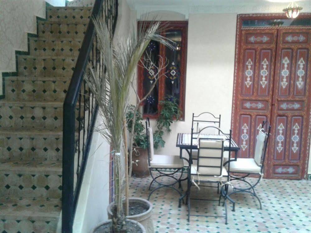 Riad Sarah Sabrina Bed & Breakfast Marrakesh Exterior photo